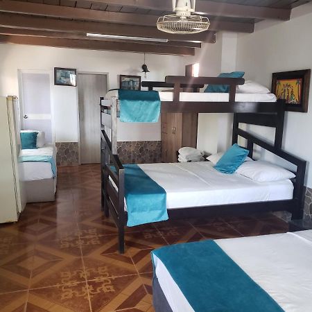 Hospedaje Villa Naloy Santa Marta  Exterior photo