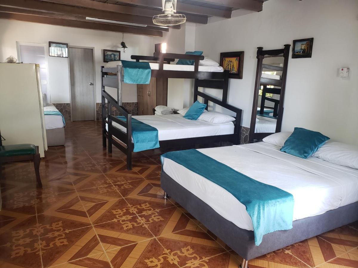 Hospedaje Villa Naloy Santa Marta  Exterior photo